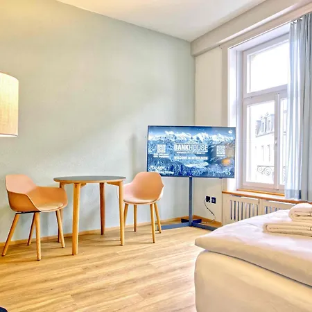 Bank House M 203 - Griwa Rent *